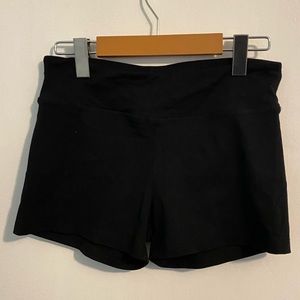 Garage Active Shorts Size M